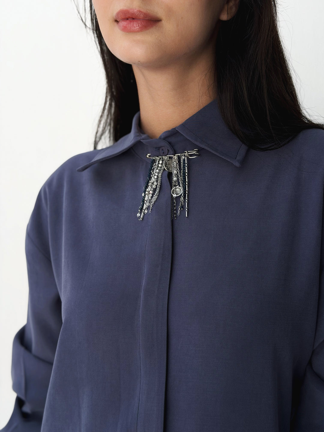 High and low shirt in navy blue