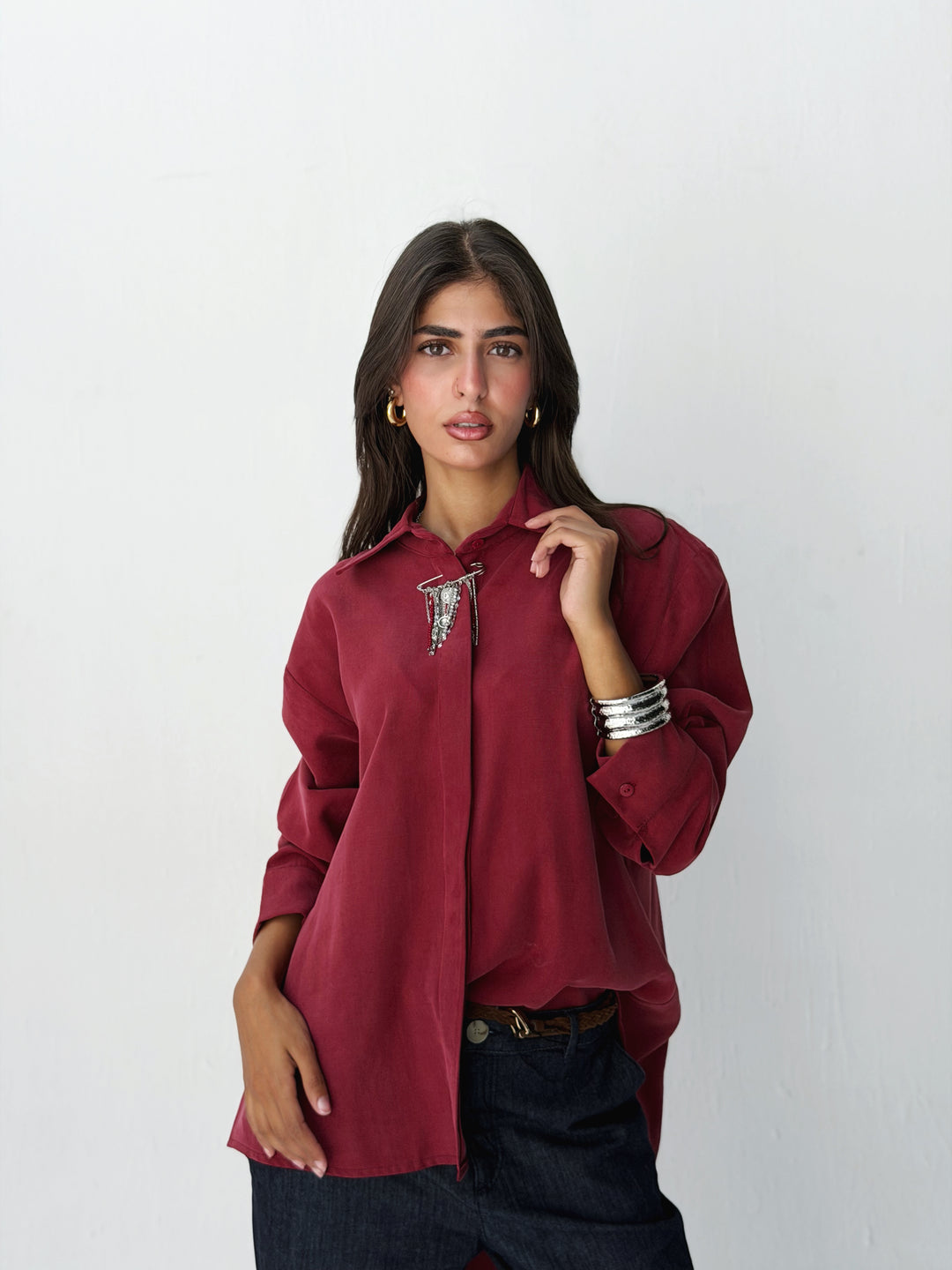 High and low shirt in burgundy