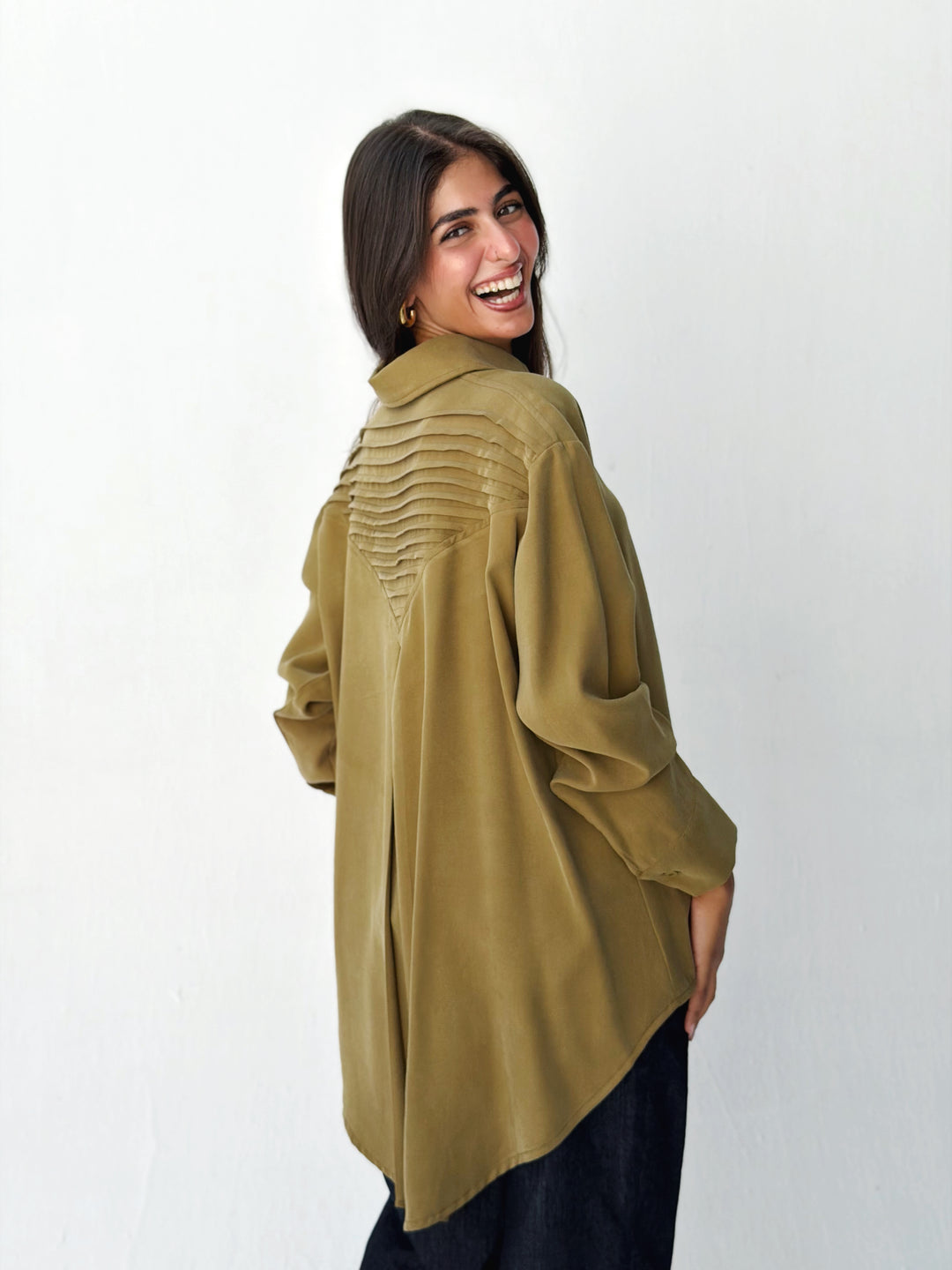 High and low shirt in lemon green