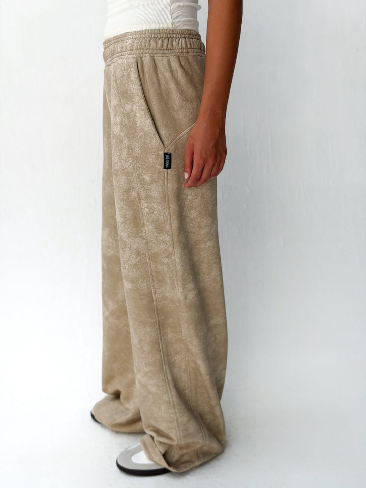 Daily wide pants in Beige