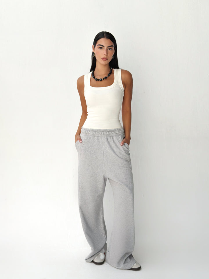 Daily wide pants in light gray