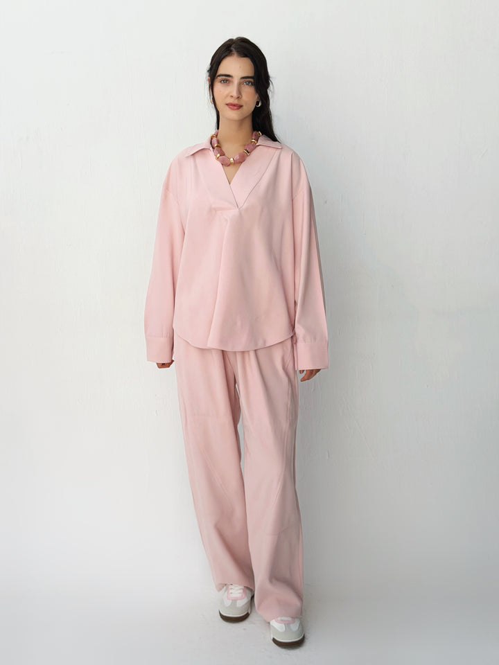 Ease set in rose