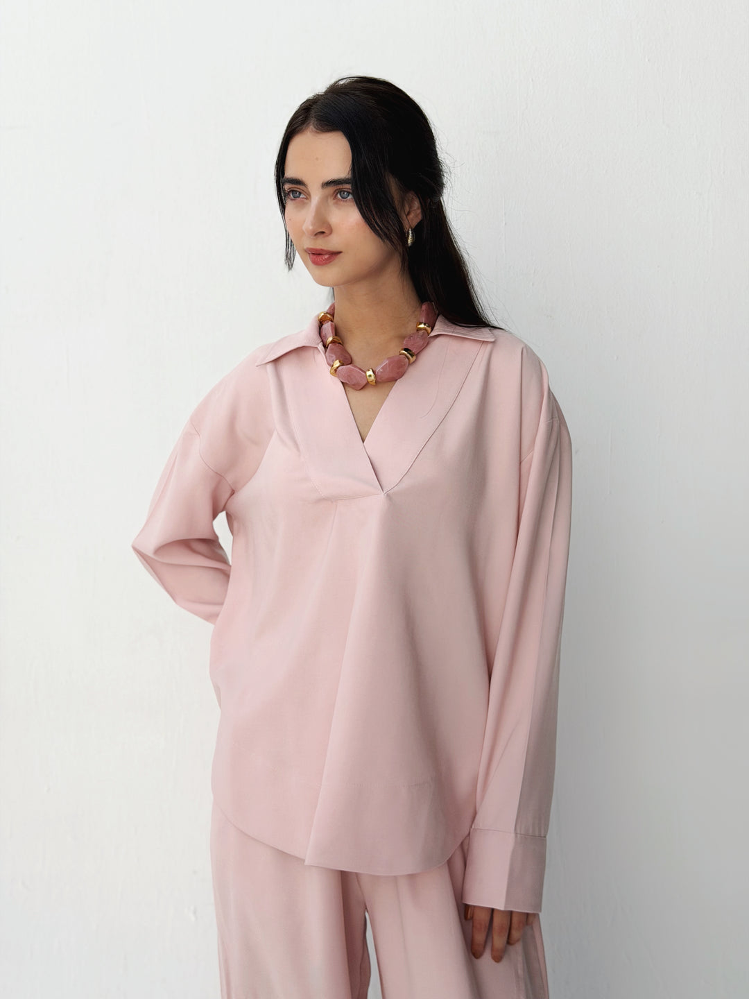 Ease set in rose