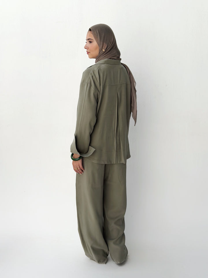 Ease set in mint green