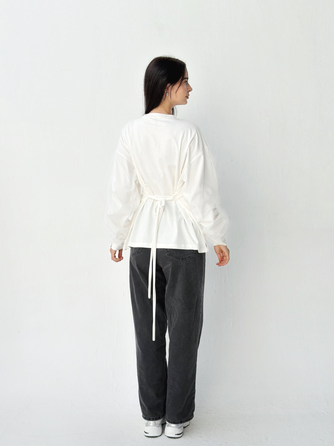 Sleeves Top with toul in white