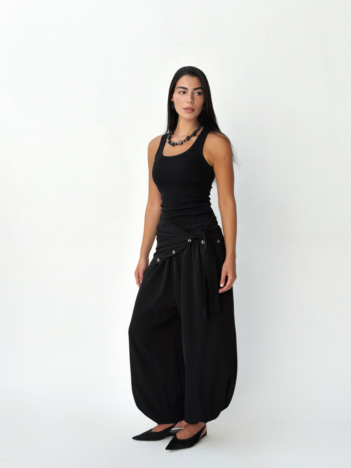Flow pants in black