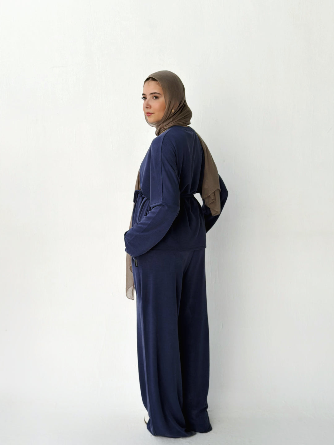 Flow set in navy blue