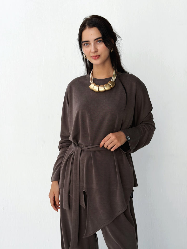 Flow set in brown