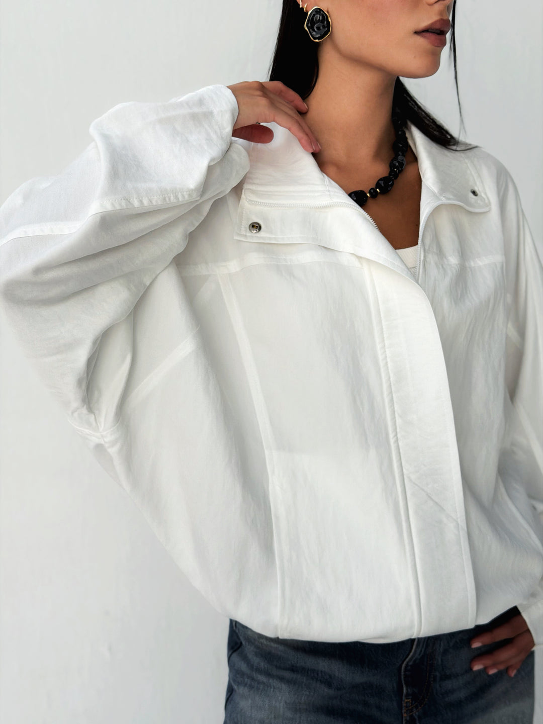 Breeze Jacket in white