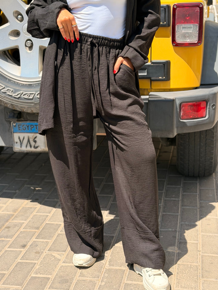 Linen mood set in Black