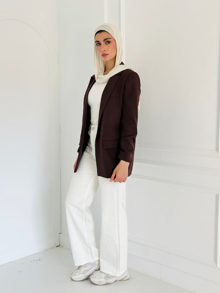 Ruffled blazer in chocolate