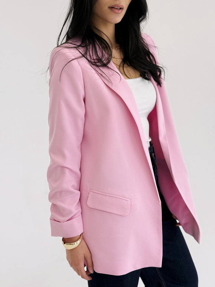 Ruffles blazer in pink