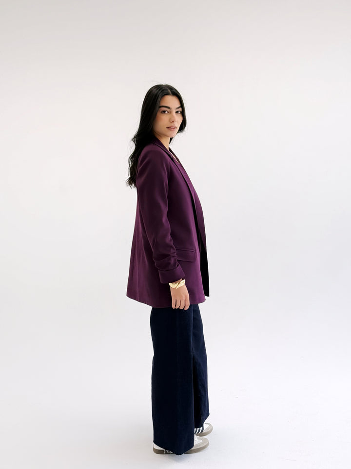 Ruffle blazer in burgandy