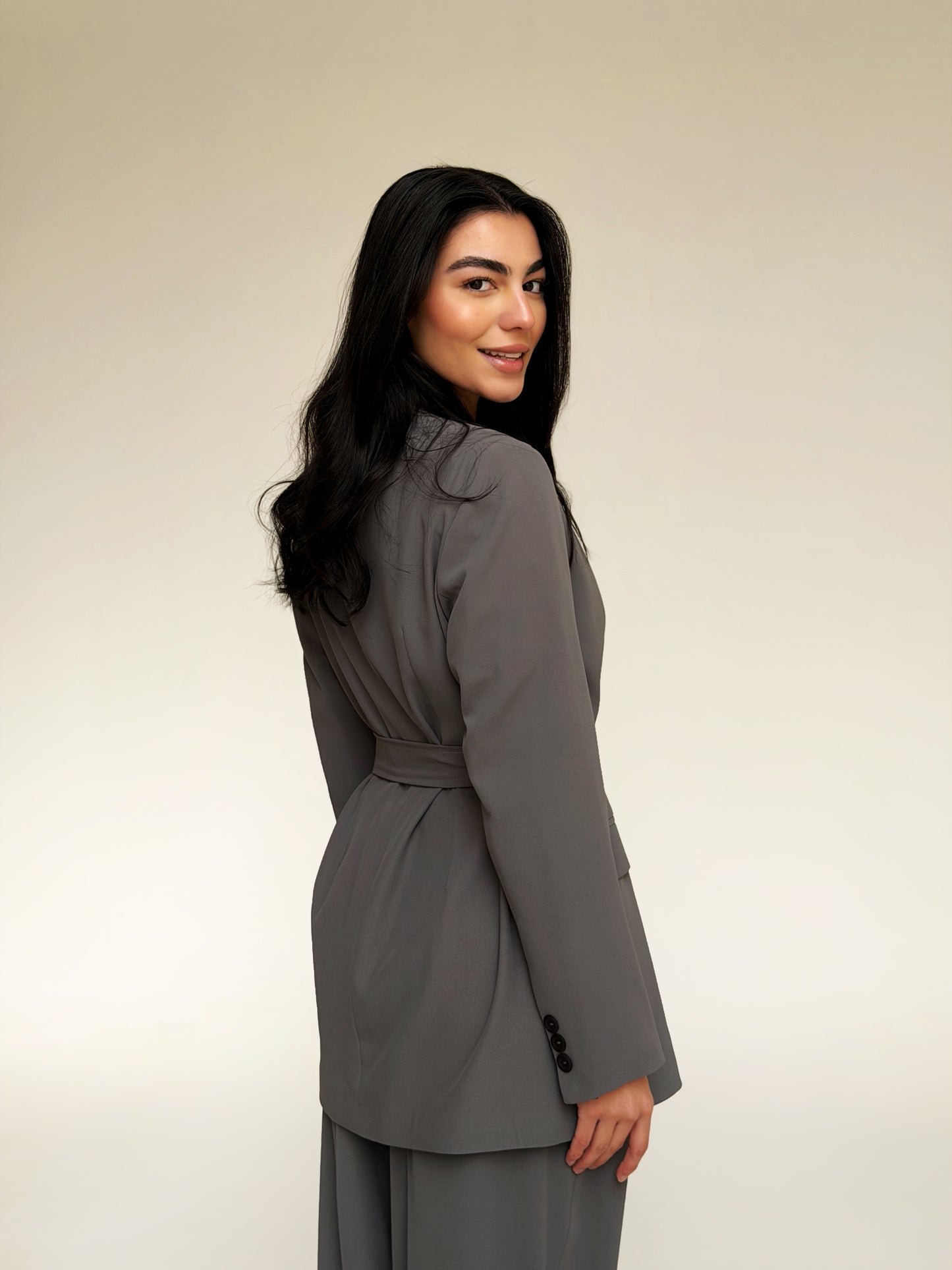 Elegant suit in Gray