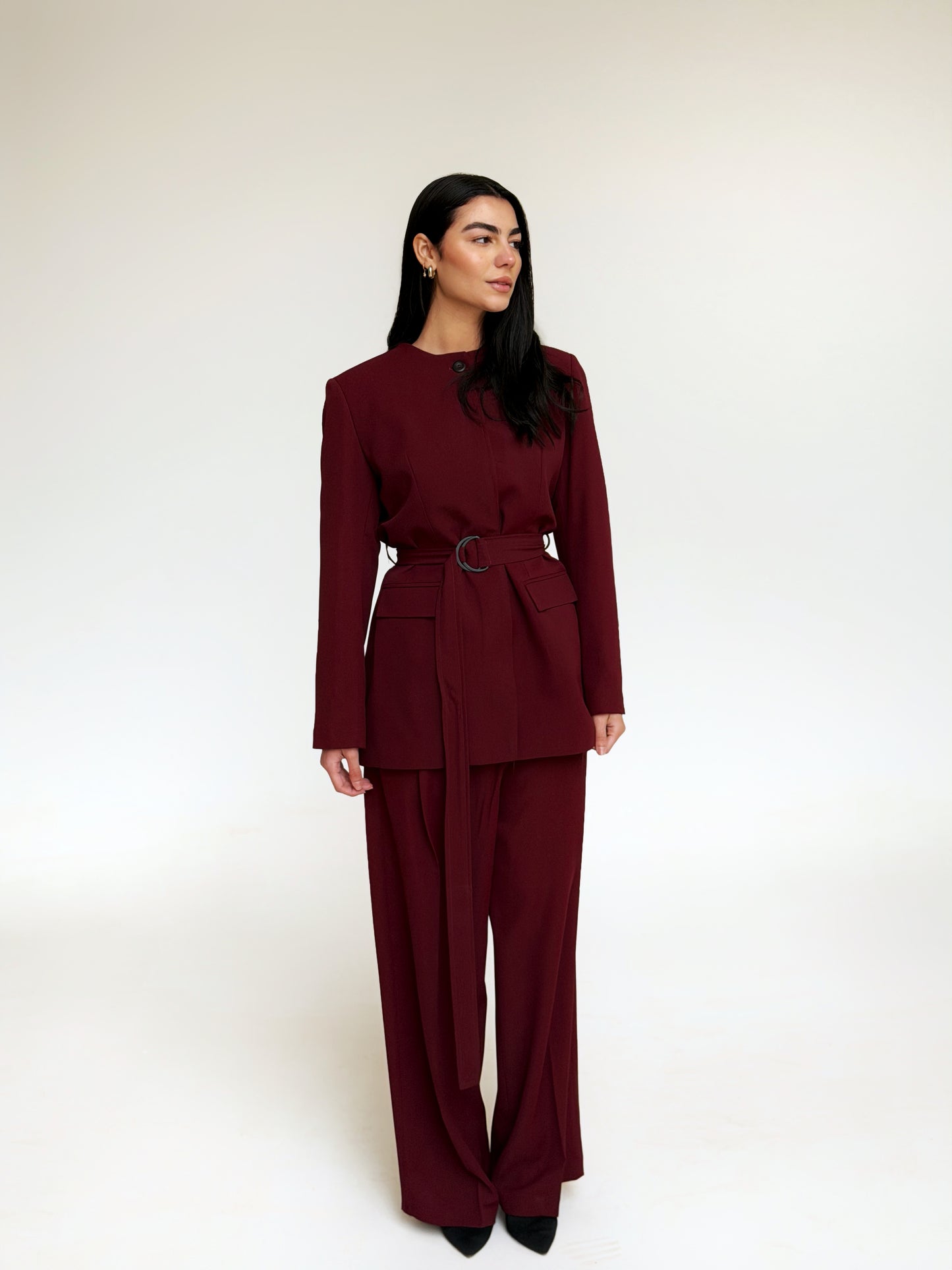 Elegant suit in BURGUNDY