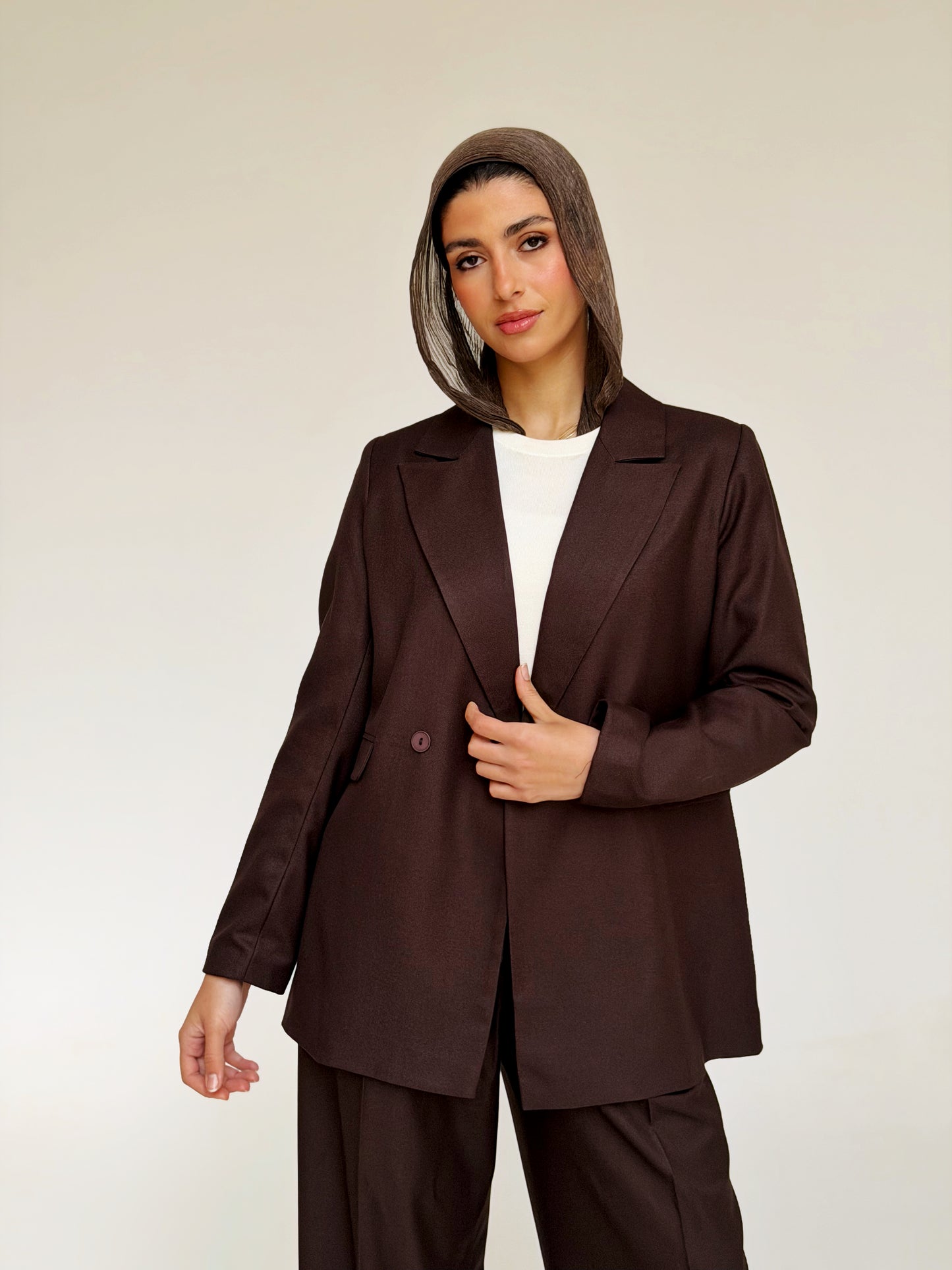 The Tailored Relaxed Blazer in Brown