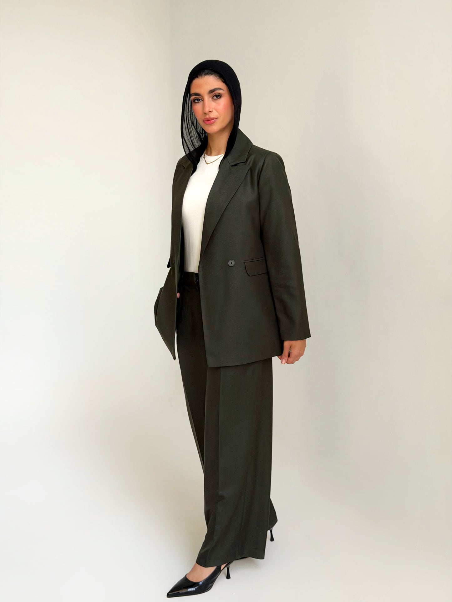 The Tailored Relaxed Blazer In Olive