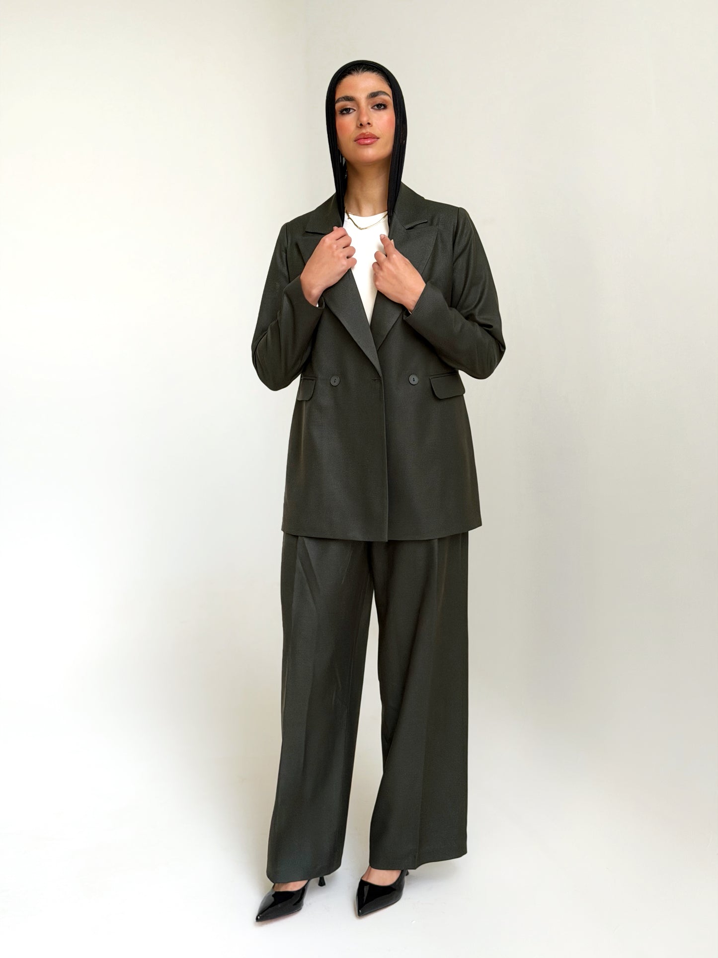 The Tailored Relaxed Blazer In Olive