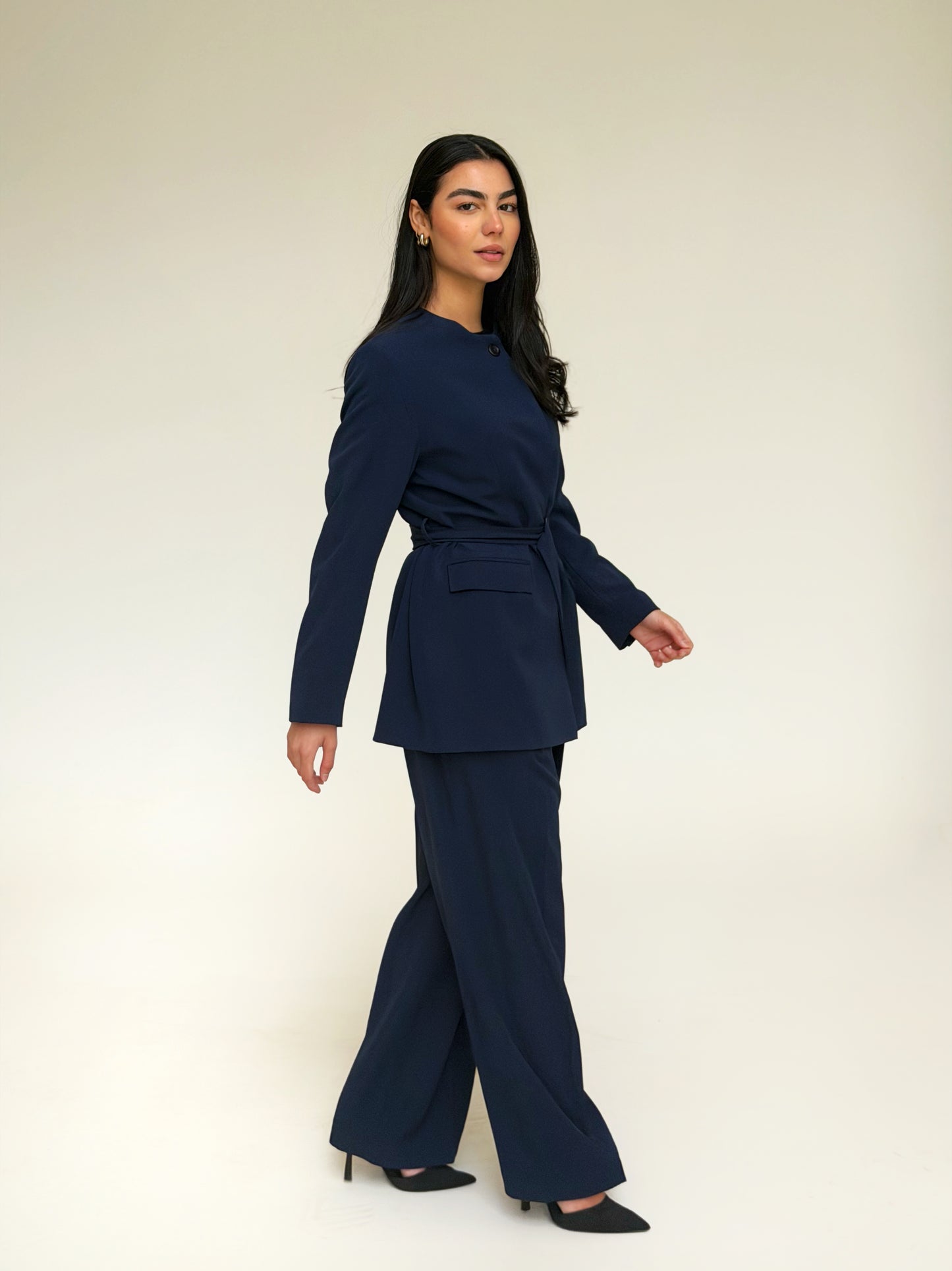 Elegant suit in Navy