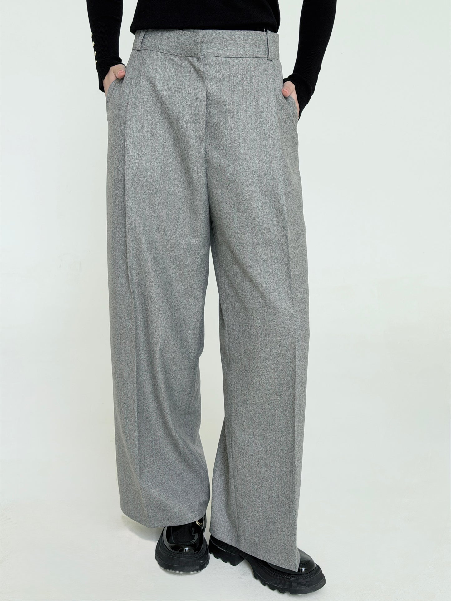 The Tailored Striped Pants In Light Gray