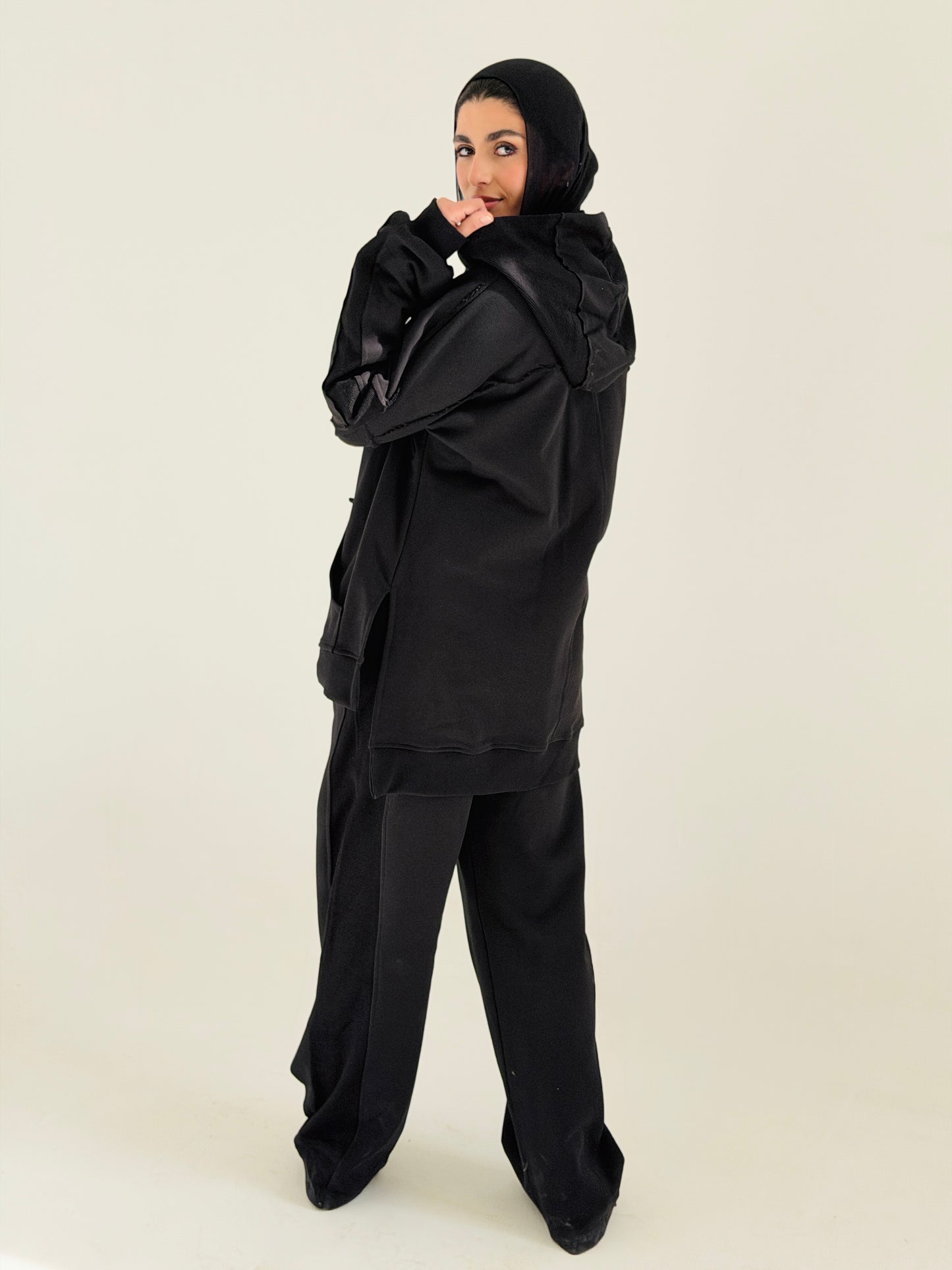 Daily Go set In Black