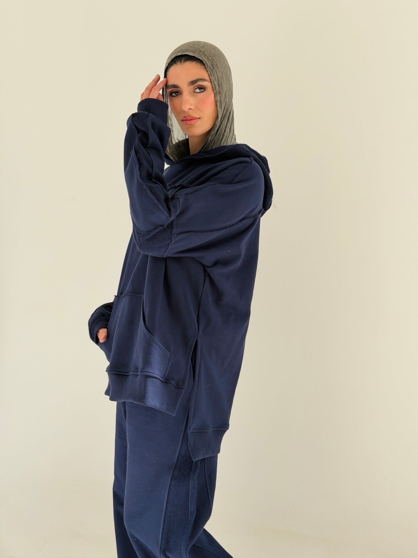 Daily Go set In Navy Blue