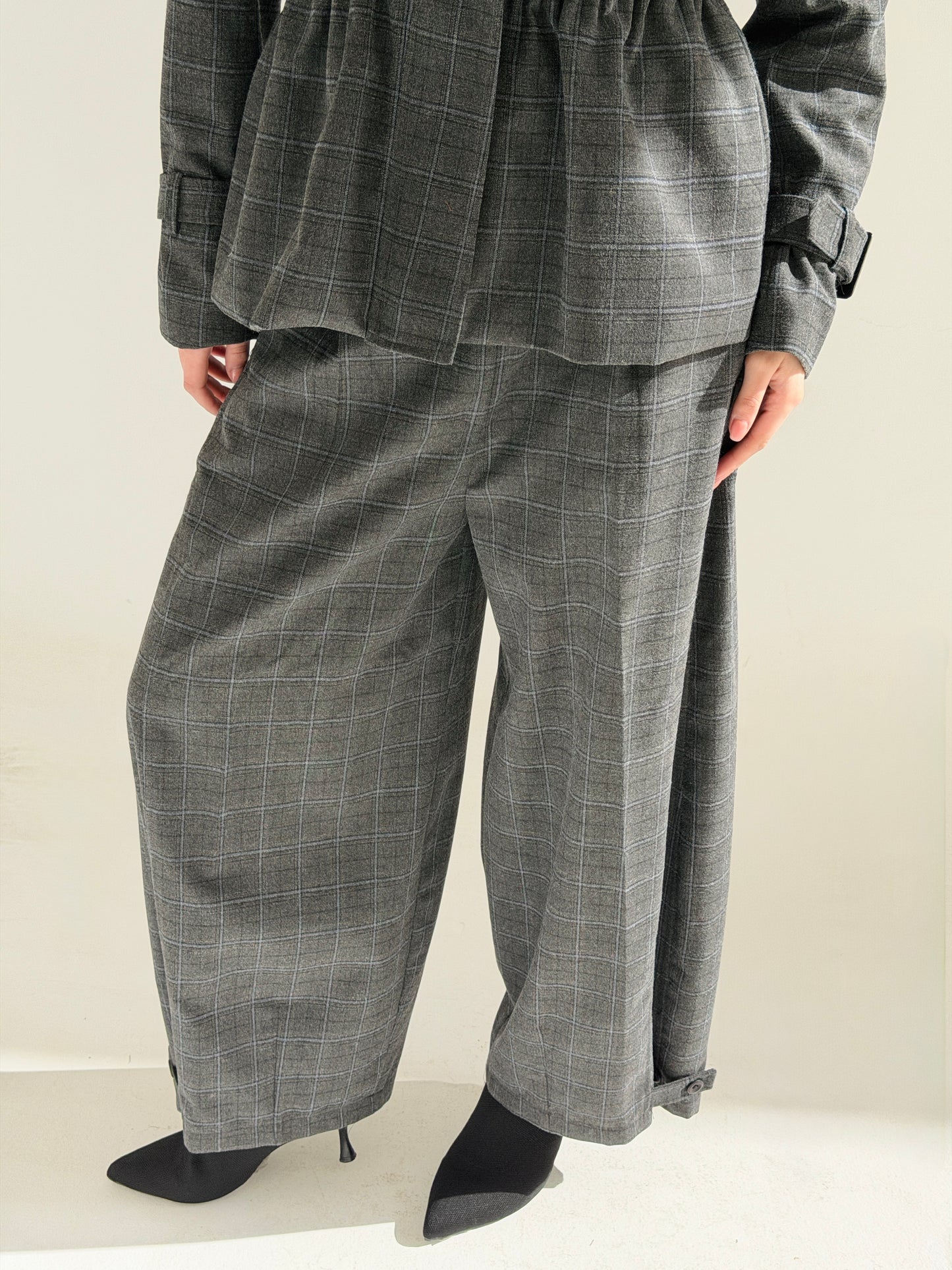 Checkered suit  in Dark Gray