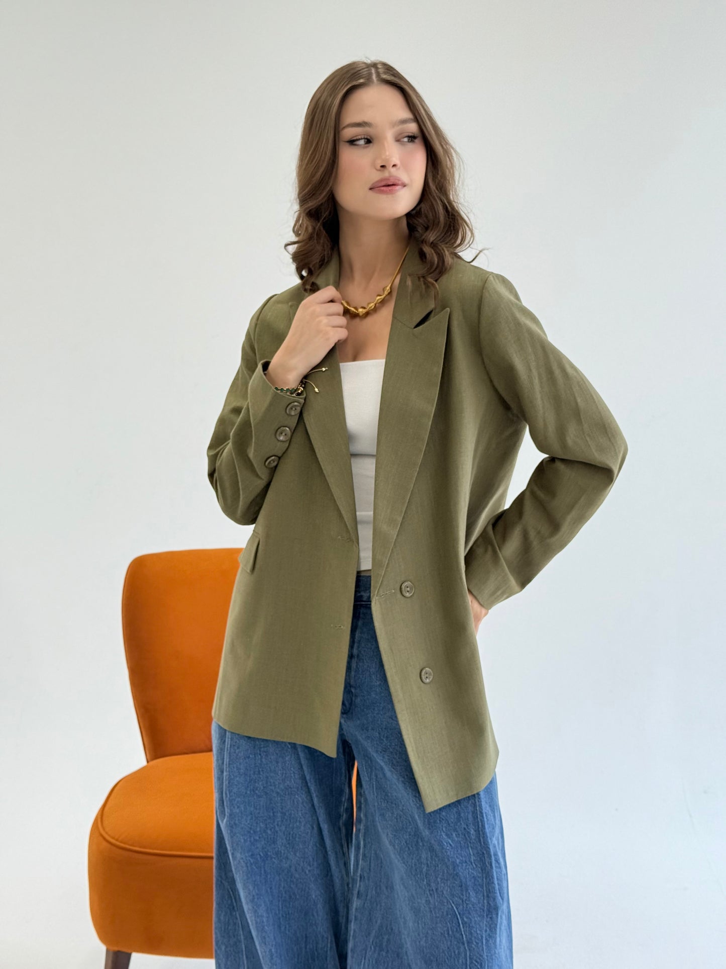 Linen Blazer in olive
