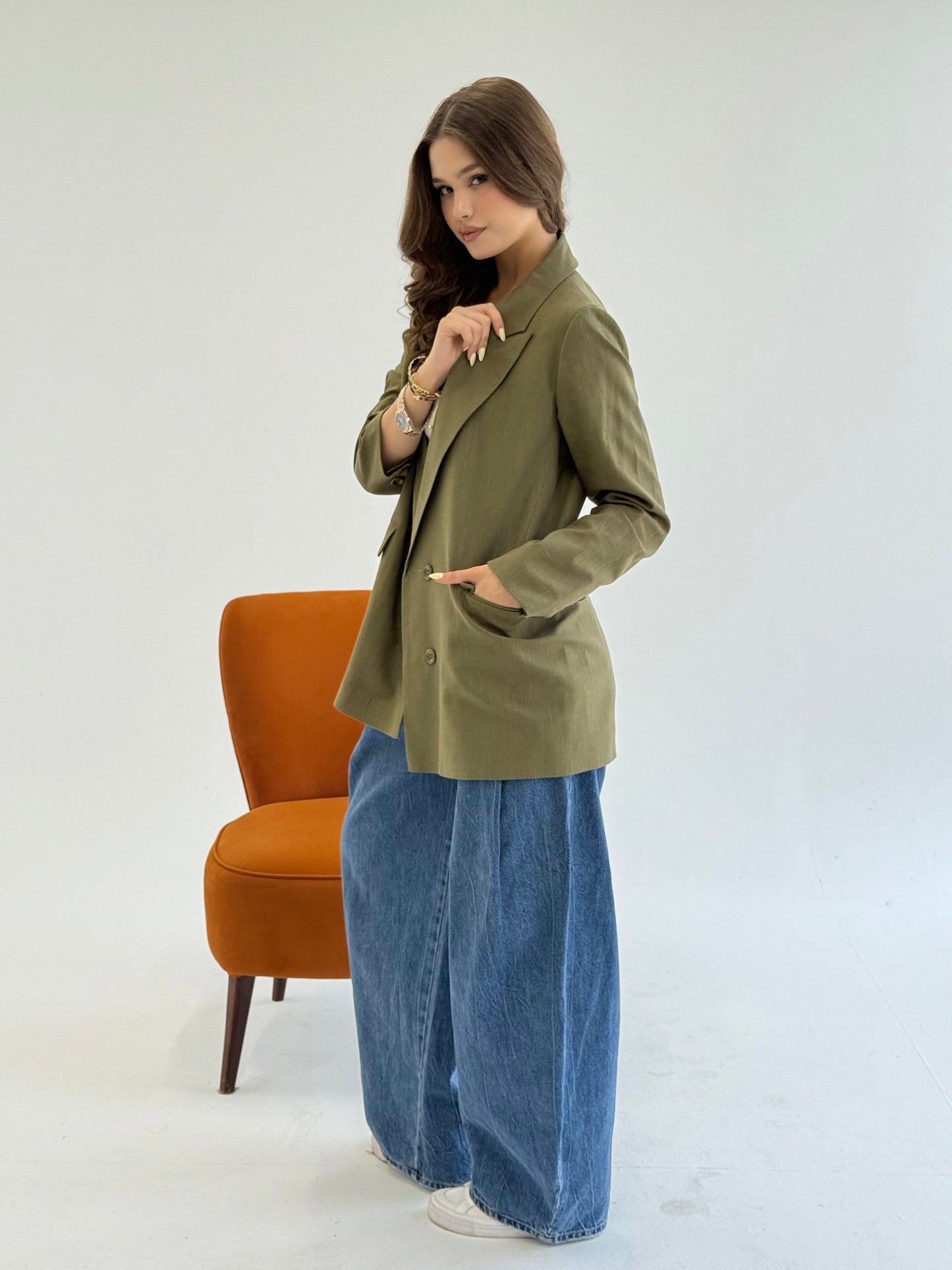 Linen Blazer in olive