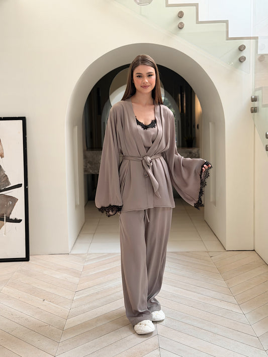 Self love satin/ Dream lace in cafe