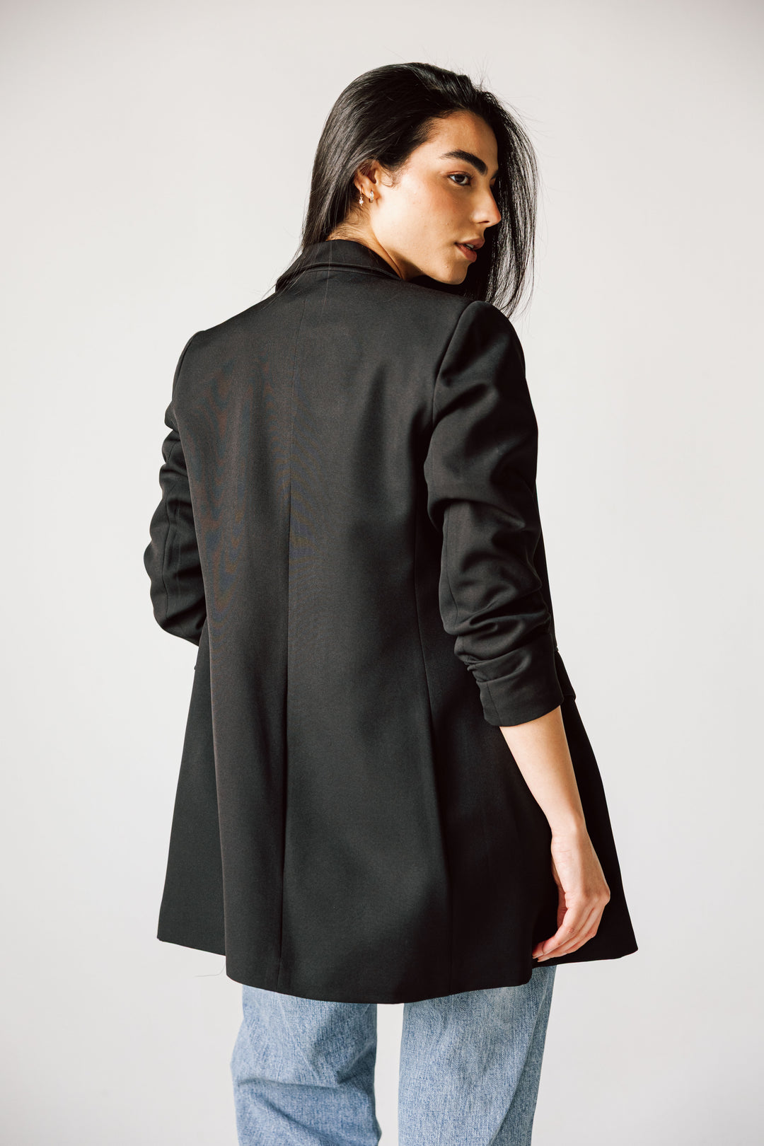 Ruffled Blazer in black