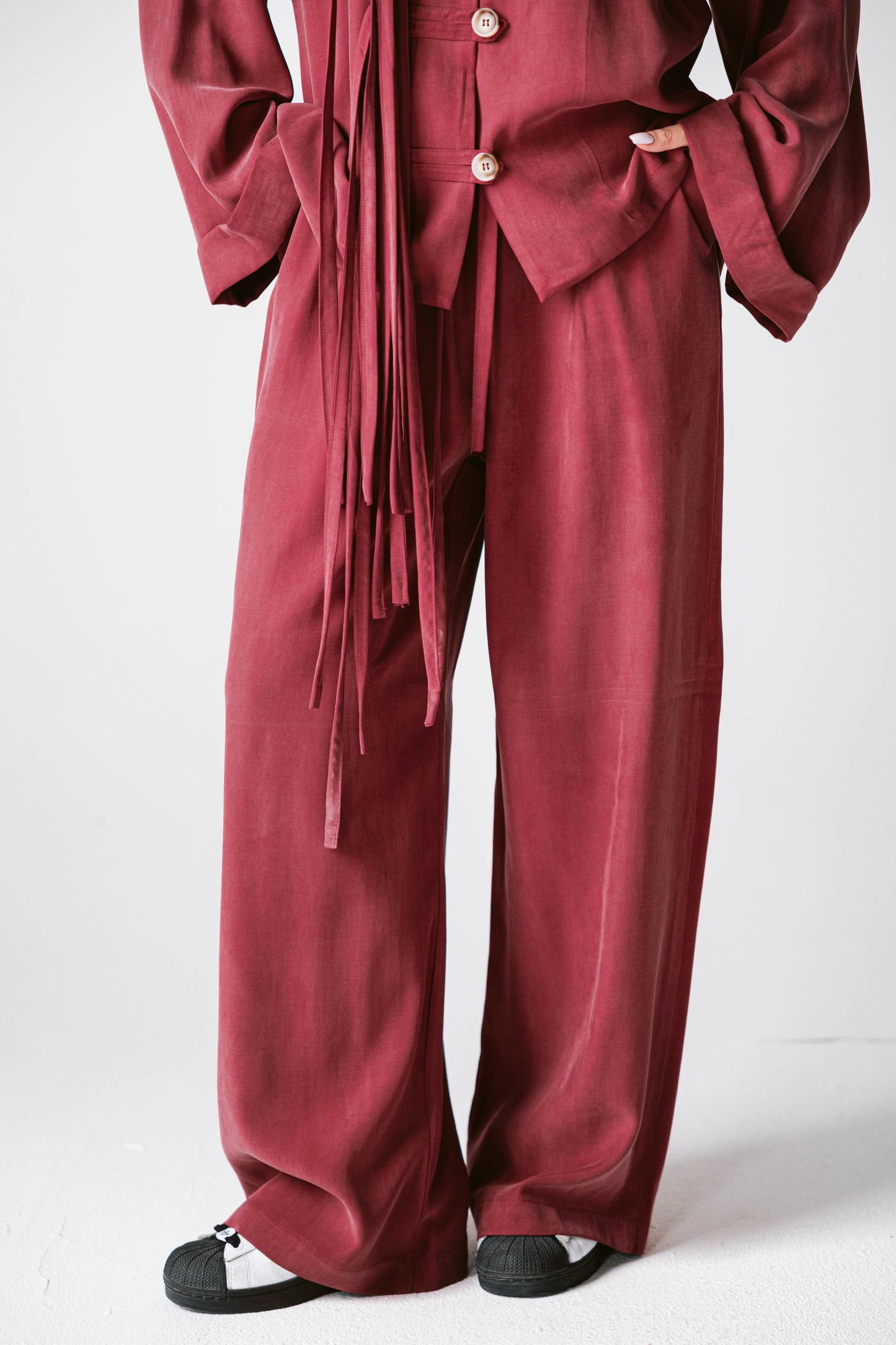 Fringes Set In Burgundy