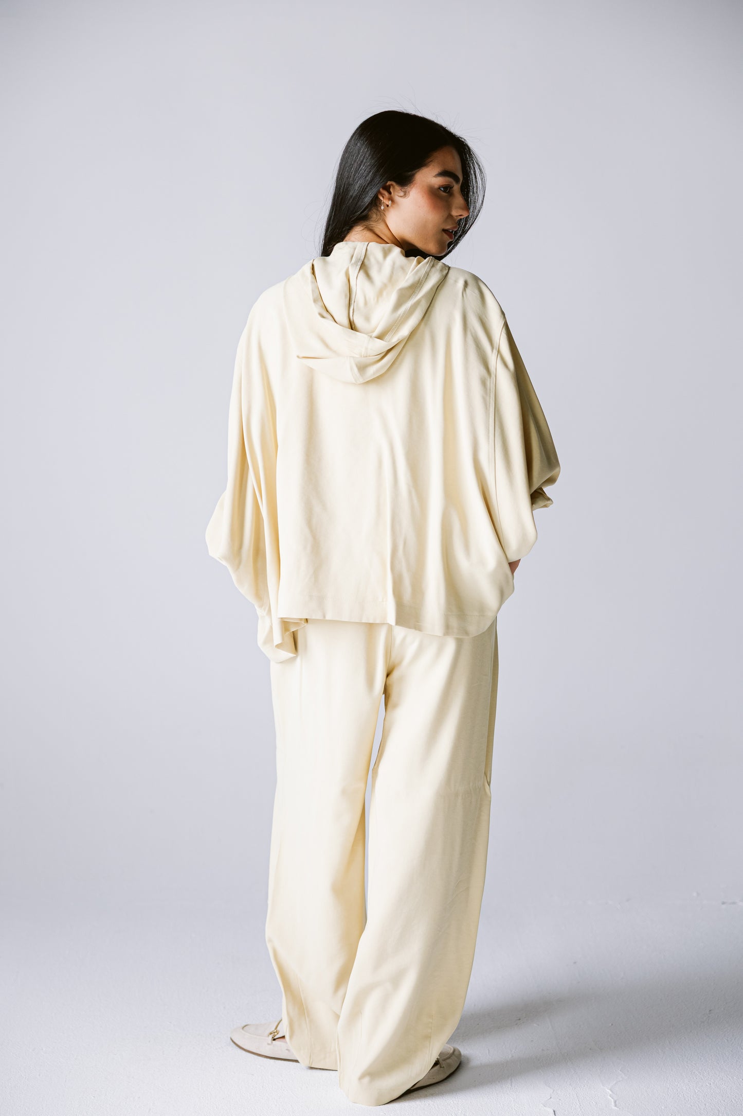 Off Duty set in Butter Yellow