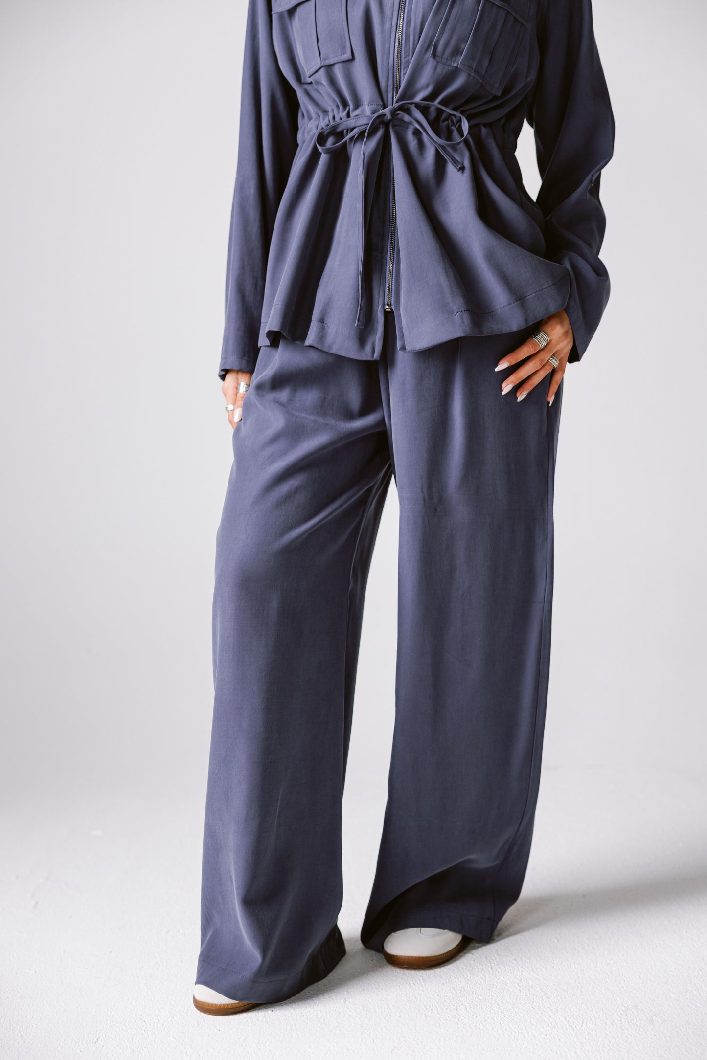 Light Bloom Set In Navy