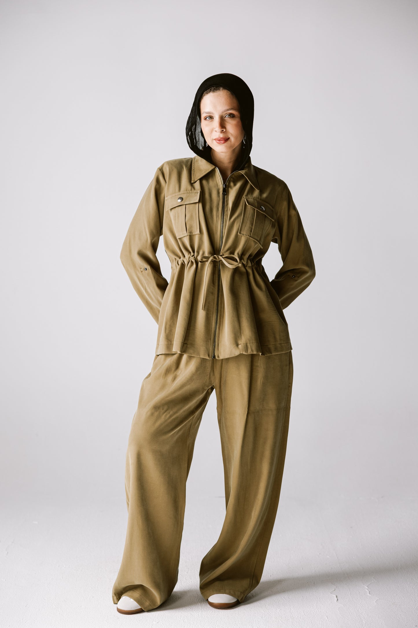 Light Bloom Set In Khaki Olive