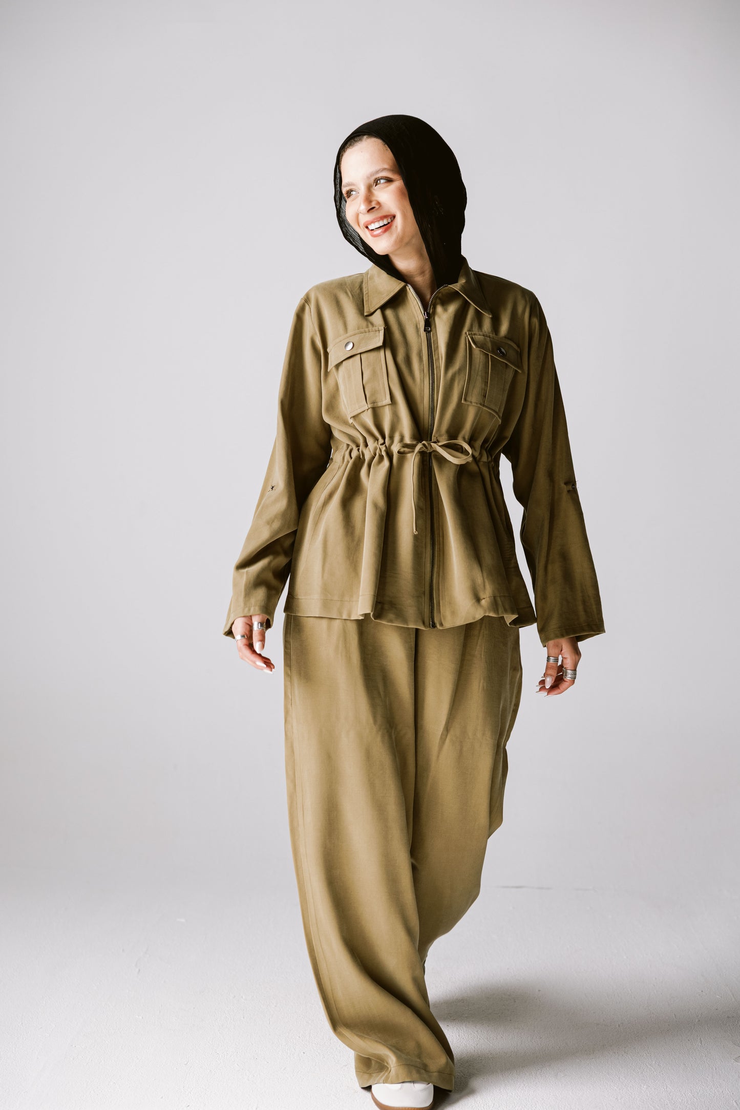 Light Bloom Set In Khaki Olive