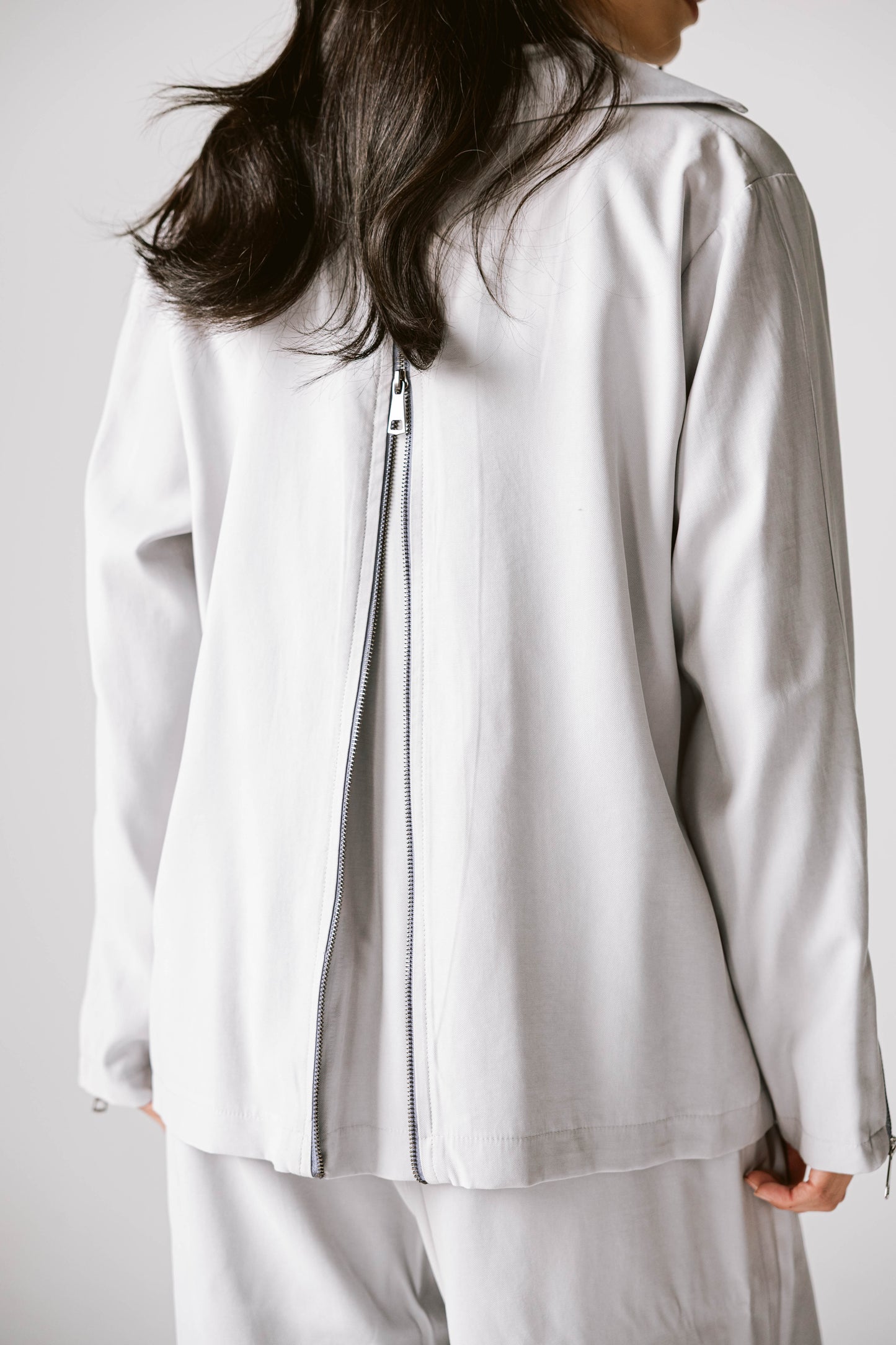 Back Zip Set In Gray