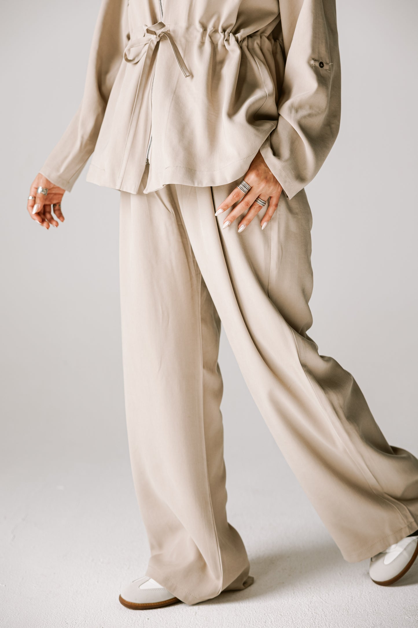 Light Bloom Set In Beige