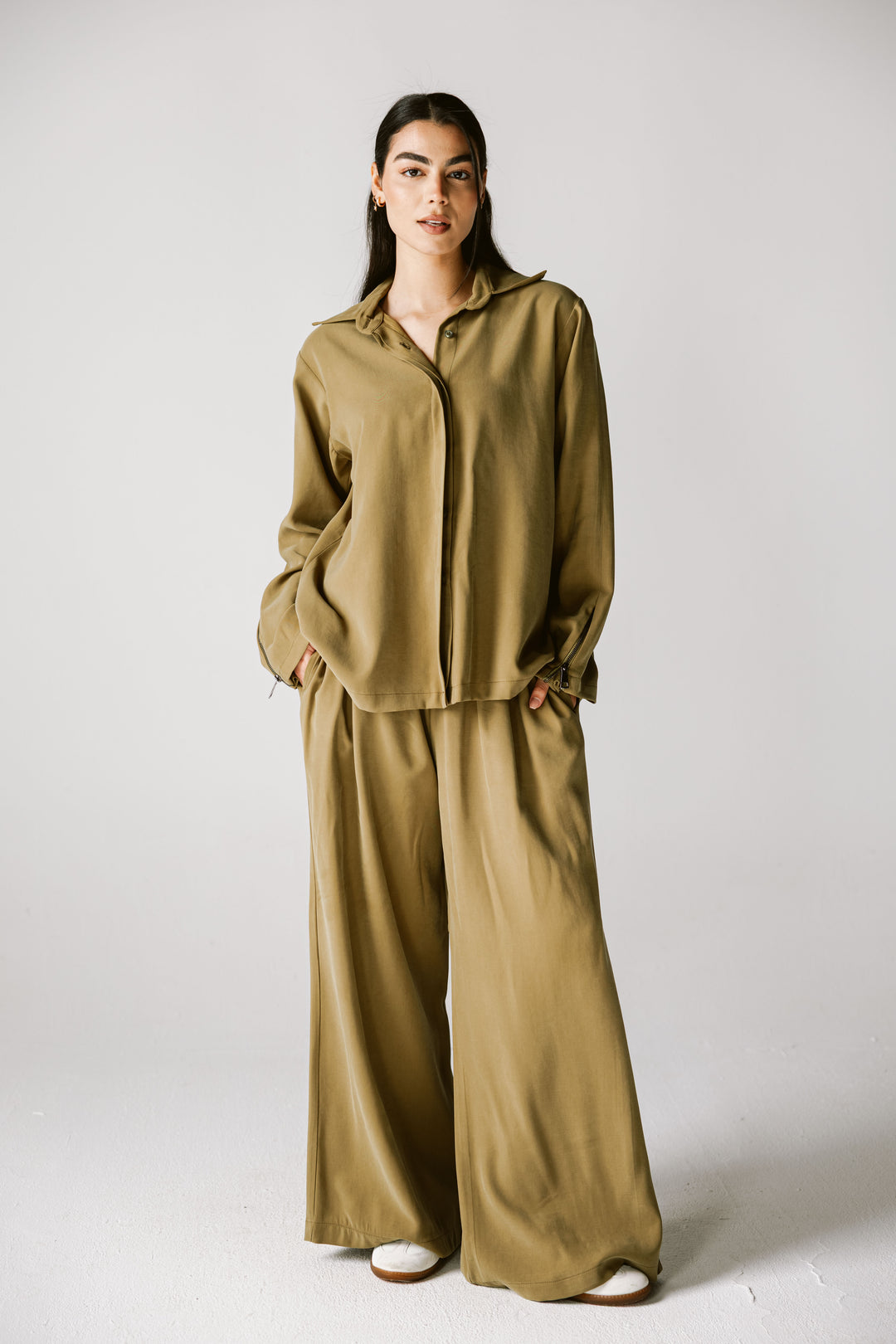 Back Zip Set In Khaki Olive