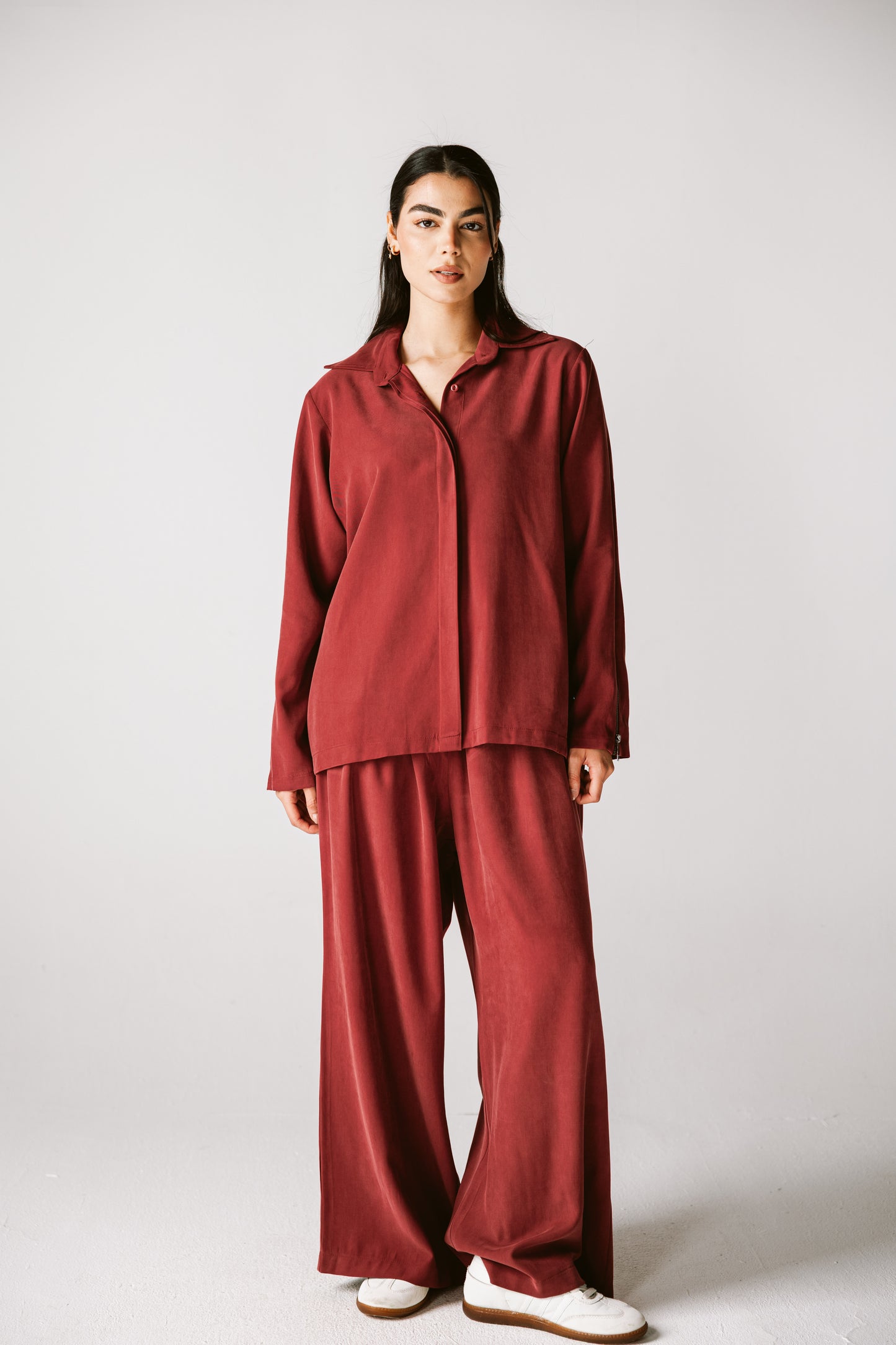 Back Zip Set In Burgundy