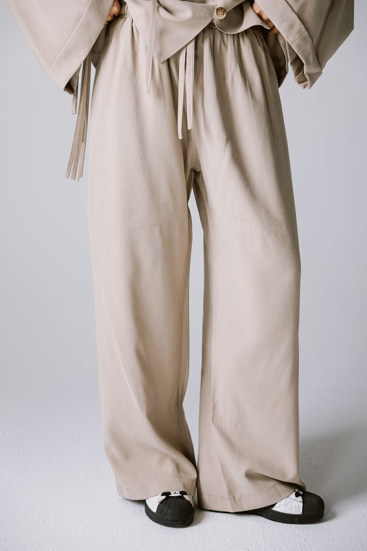 Fringes Set In Beige