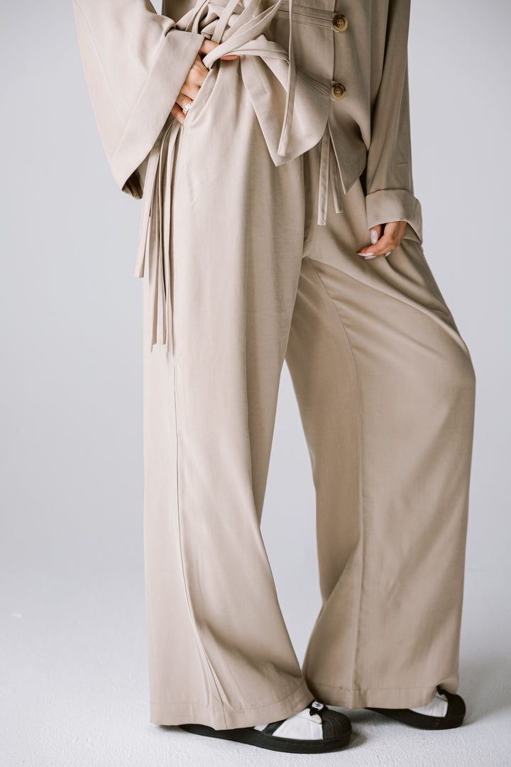 Fringes Set In Beige