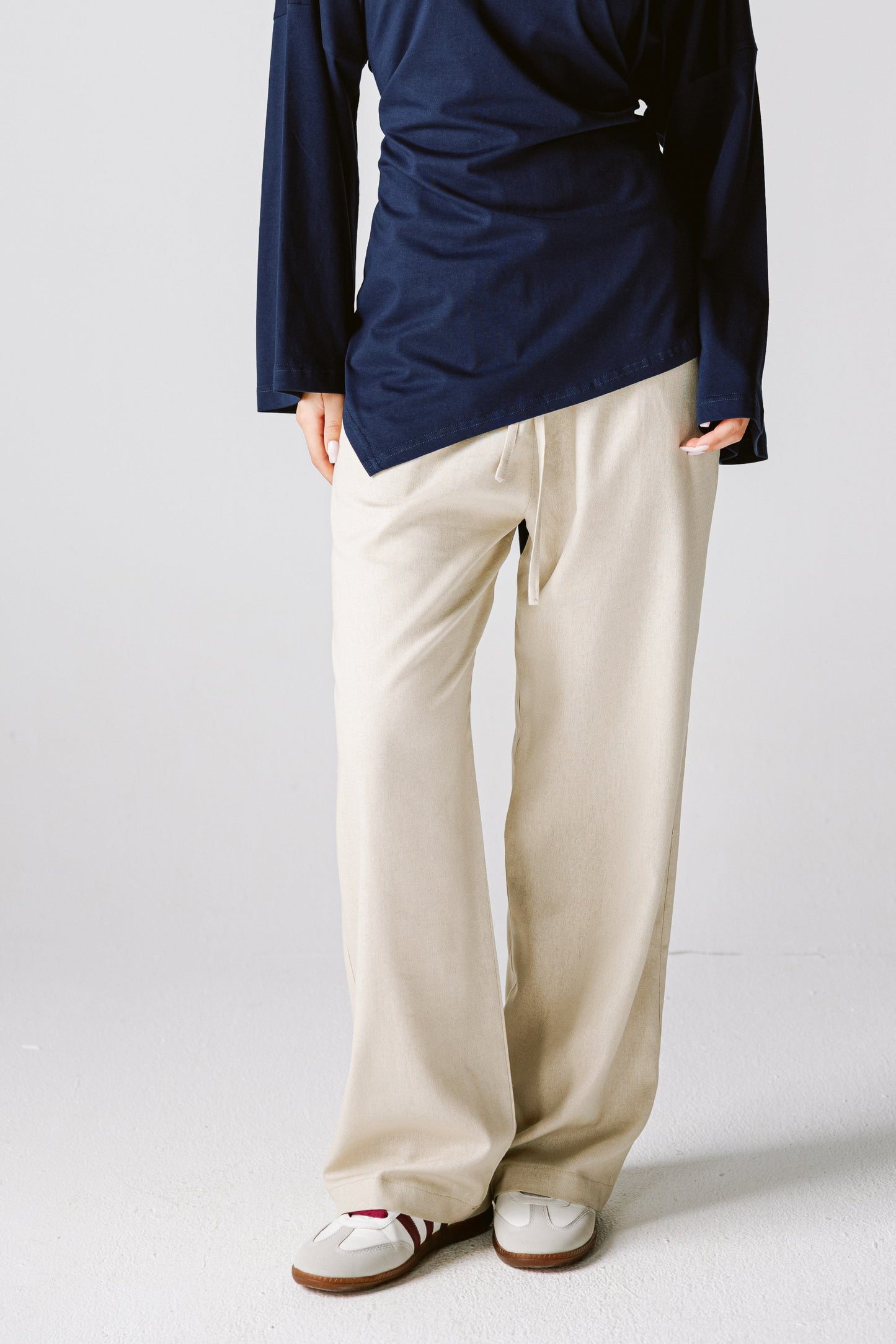 Pure linen pants in Beige