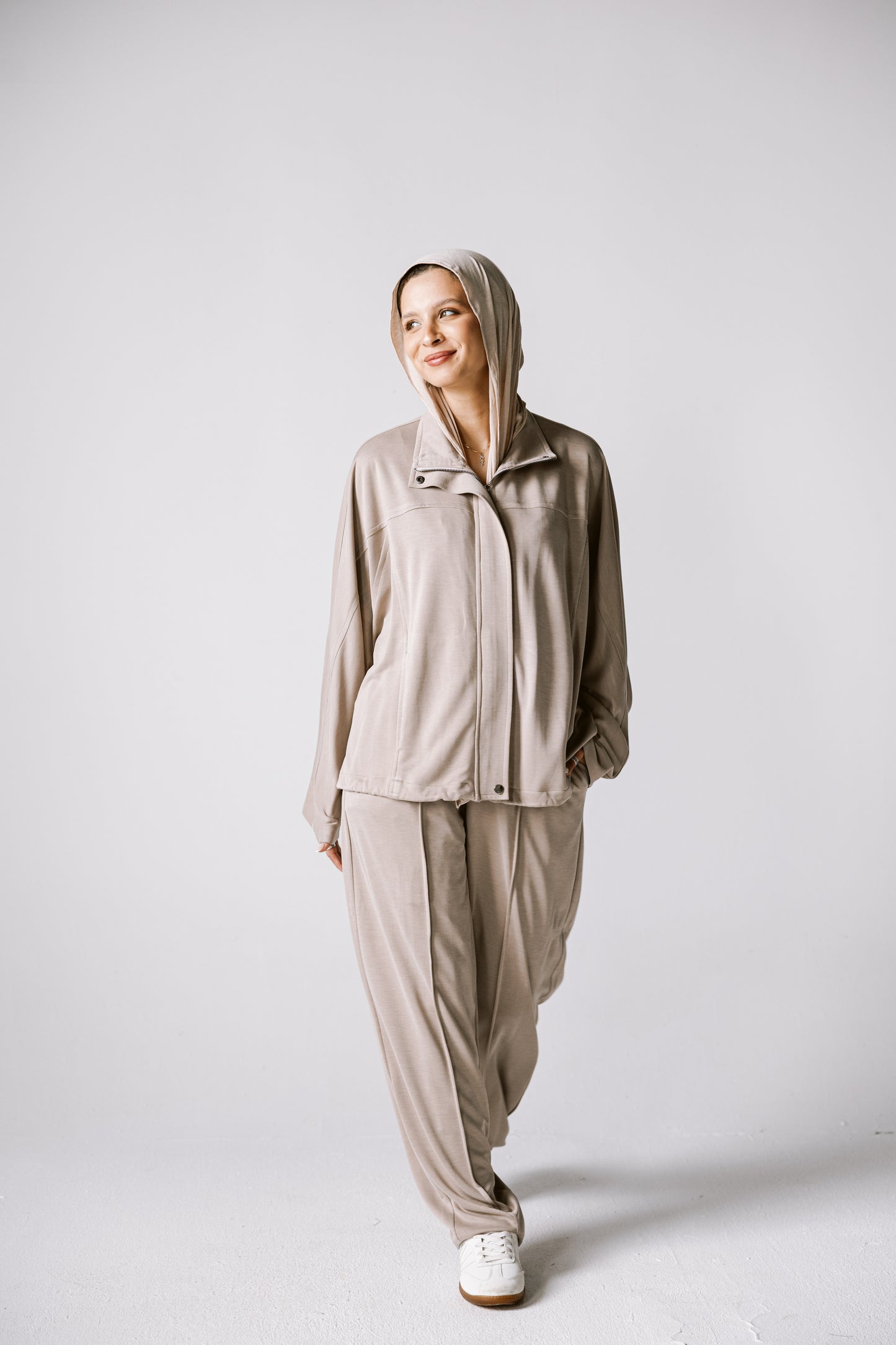 Essential Cotton set In Beige