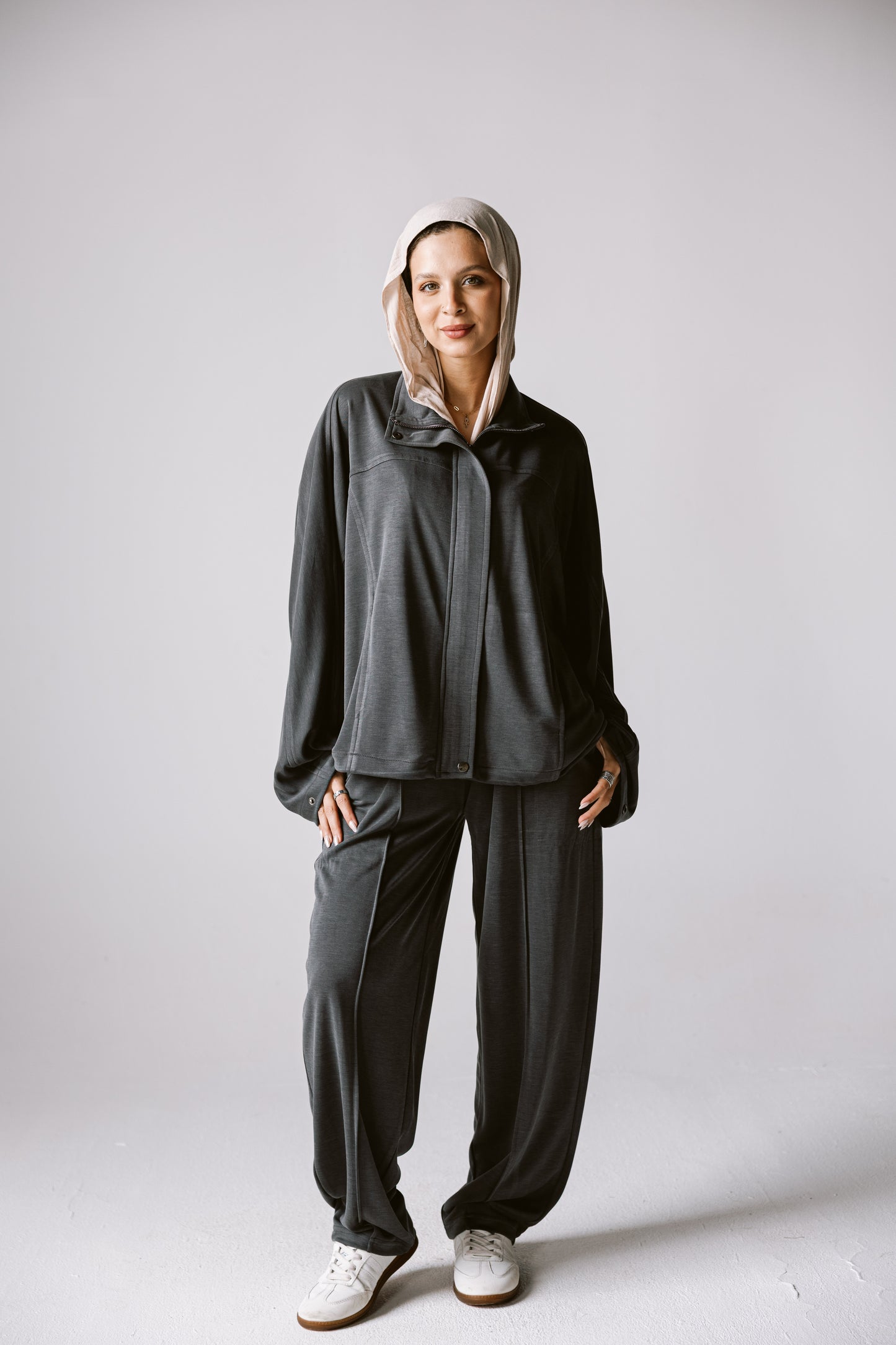 Essential Cotton set In Gray