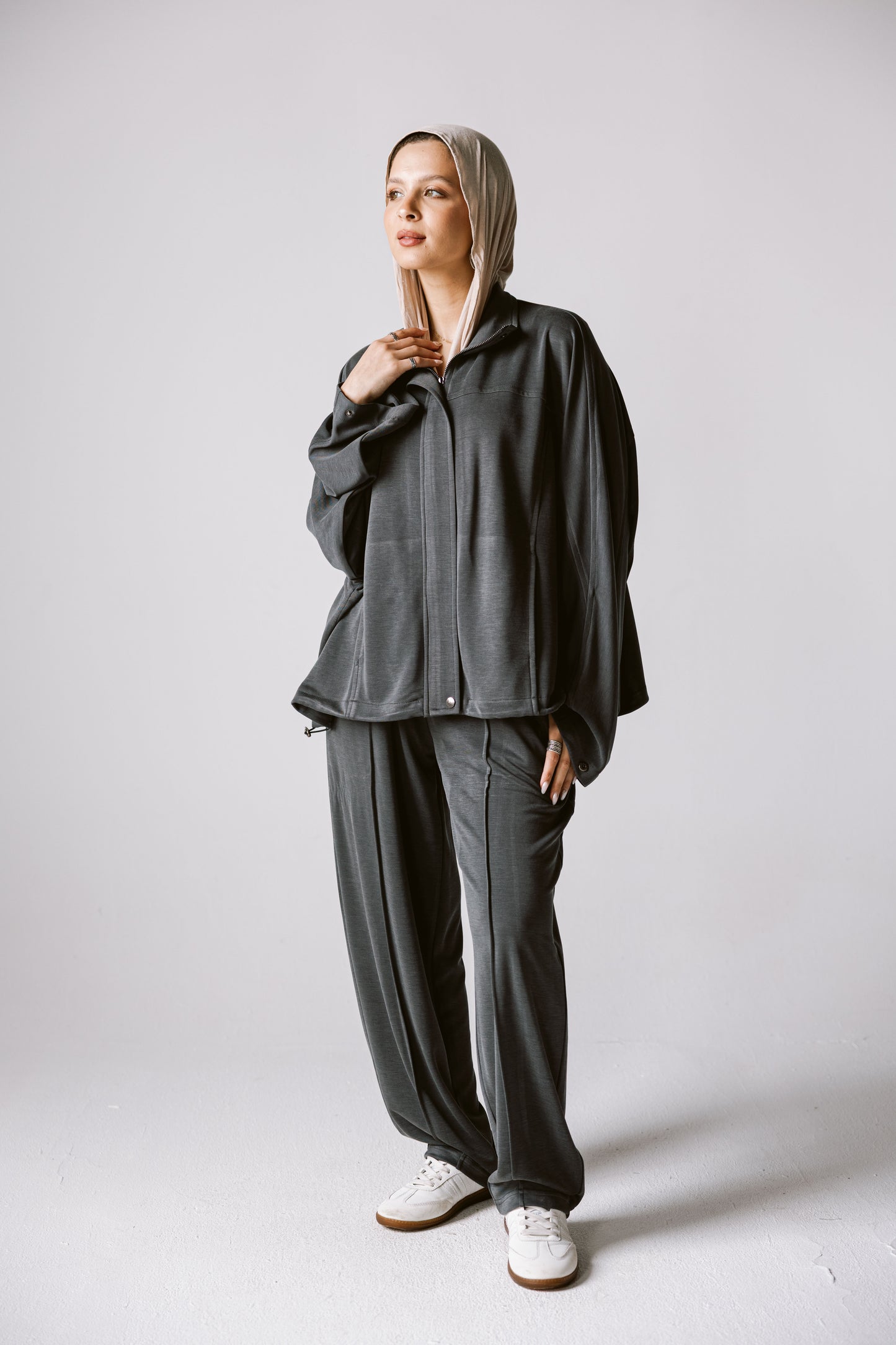 Essential Cotton set In Gray