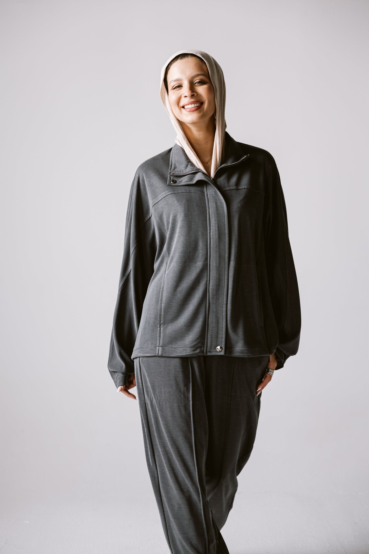 Essential Cotton set In Gray