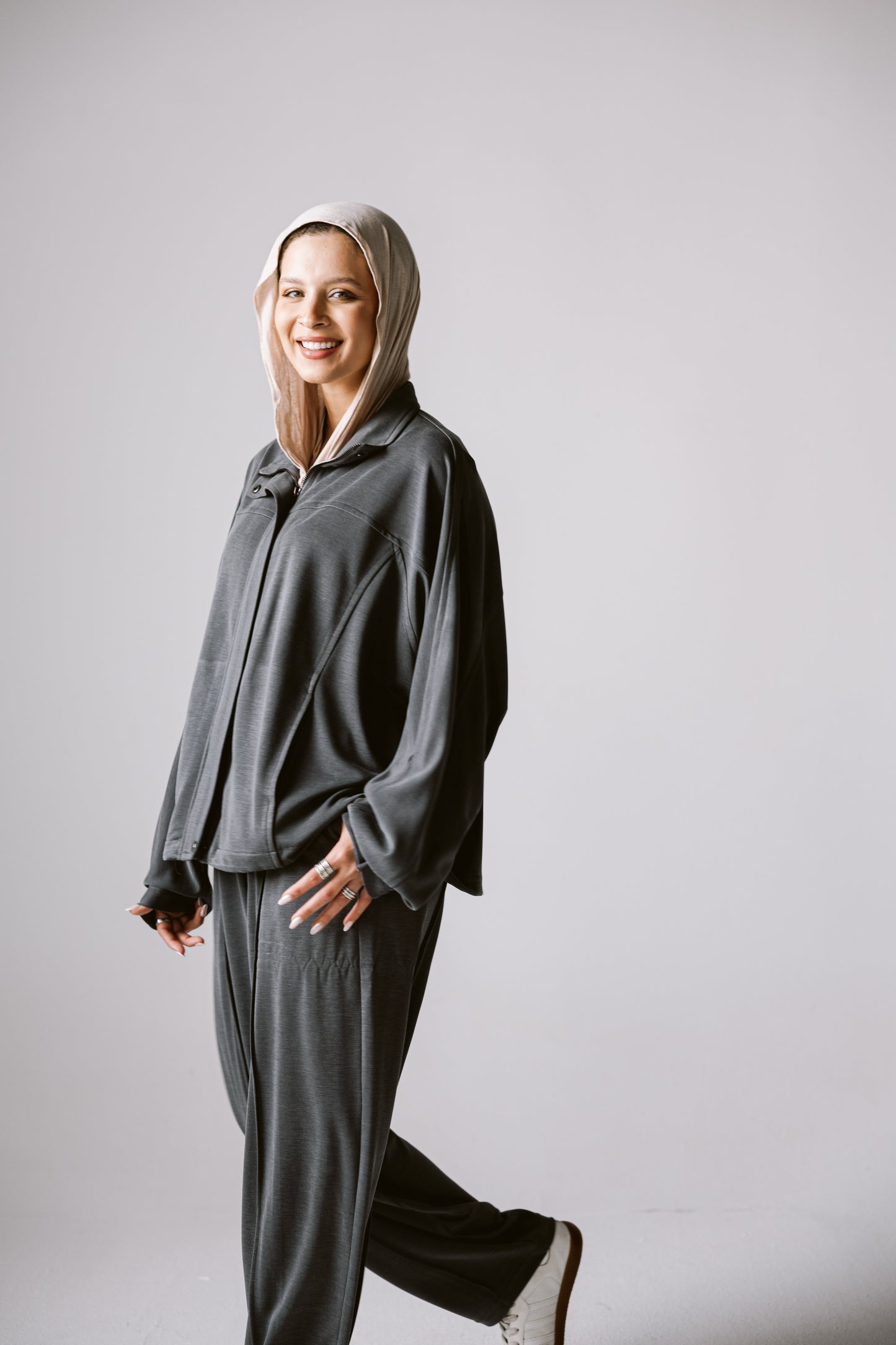 Essential Cotton set In Gray