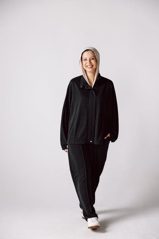 Essential Cotton set In Black