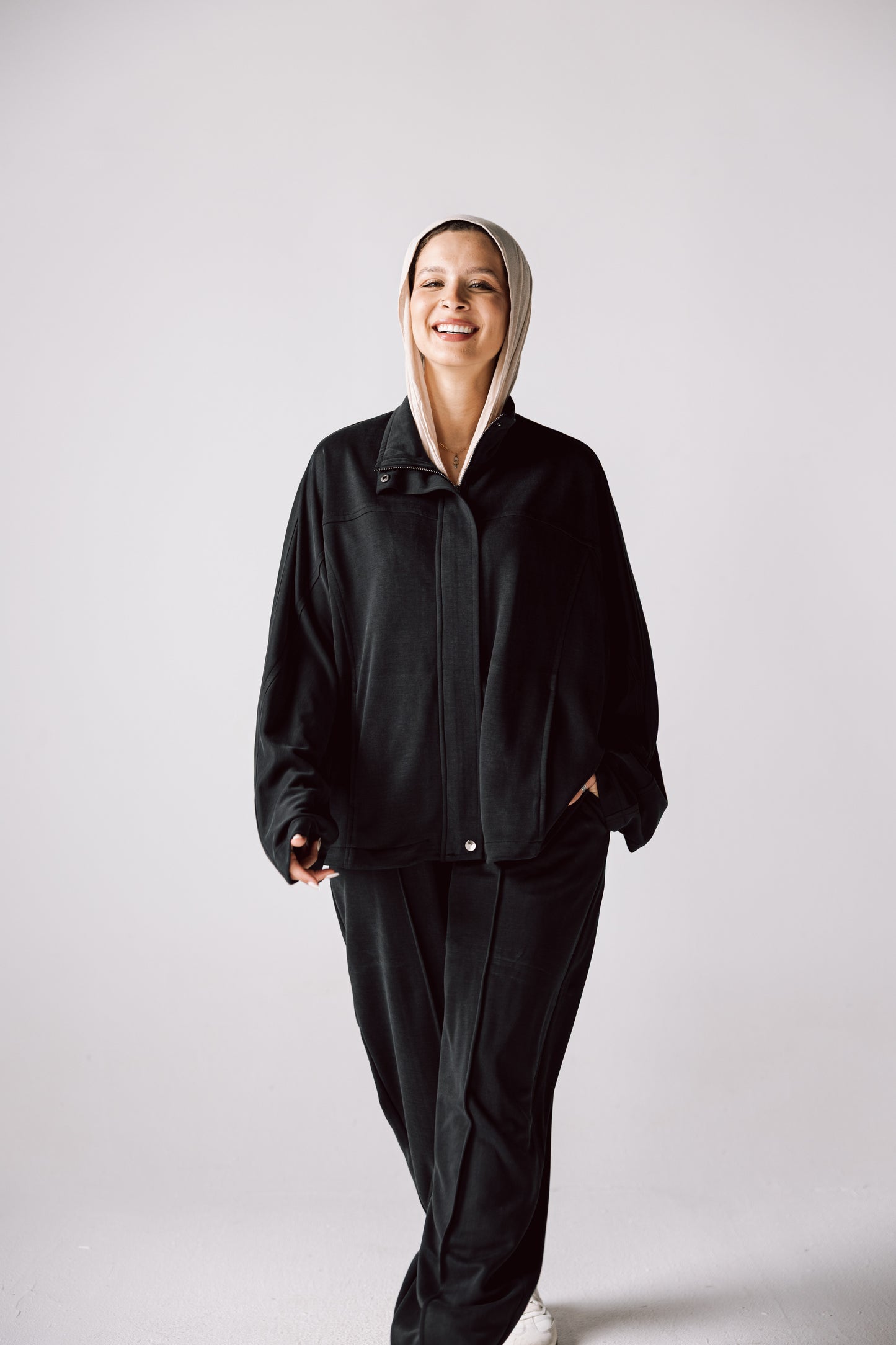 Essential Cotton set In Black